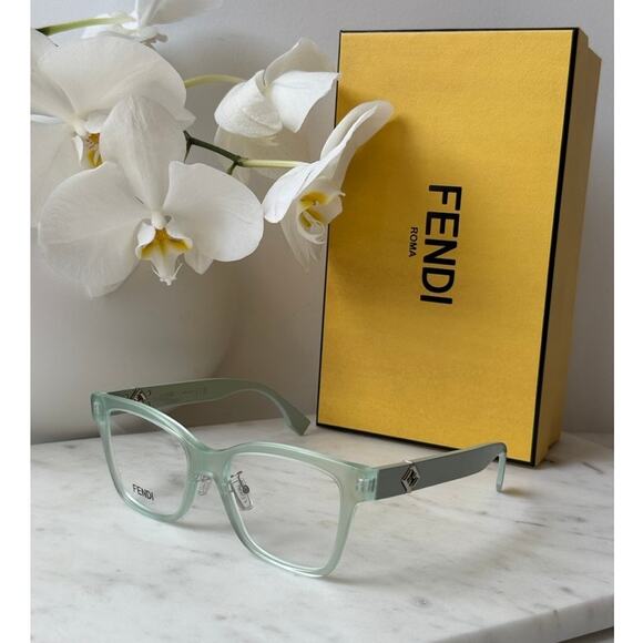 NEW Fendi FE50117F Green Cat Eye Eyeglasses Frames - Picture 1 of 5